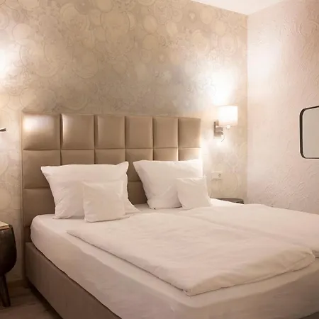 Hotell Huettenmuehle 3*